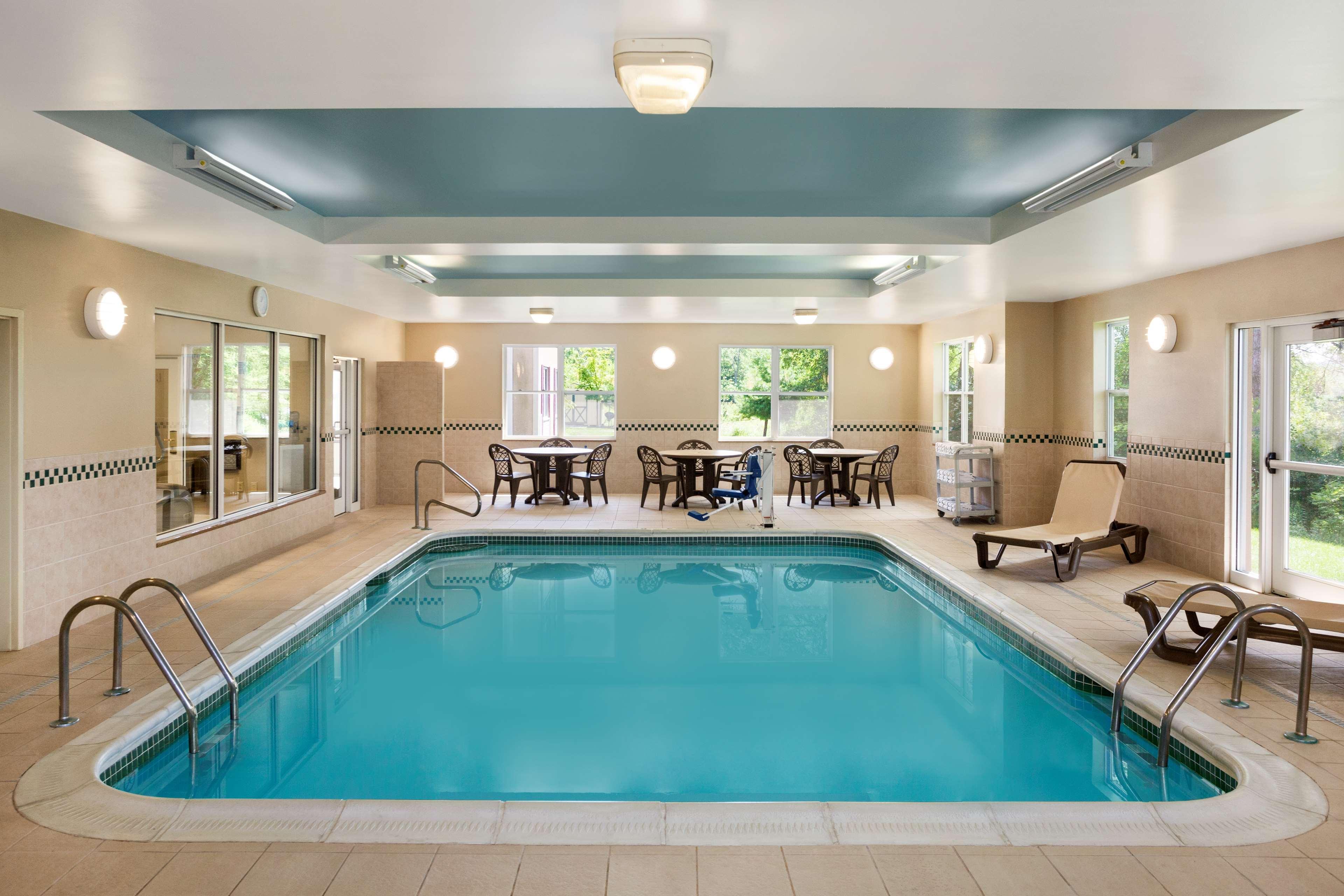 Country Inn & Suites By Radisson, Ithaca, Ny Экстерьер фото