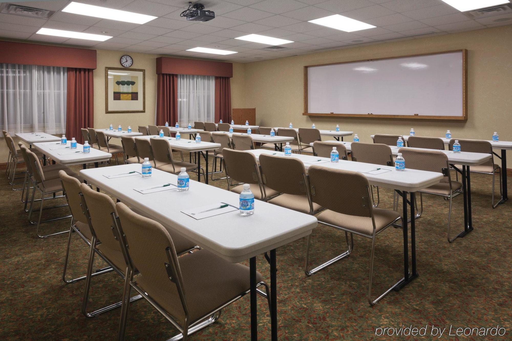 Country Inn & Suites By Radisson, Ithaca, Ny Бизнес фото