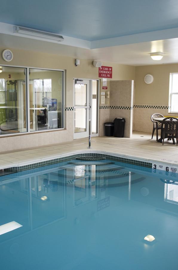 Country Inn & Suites By Radisson, Ithaca, Ny Экстерьер фото